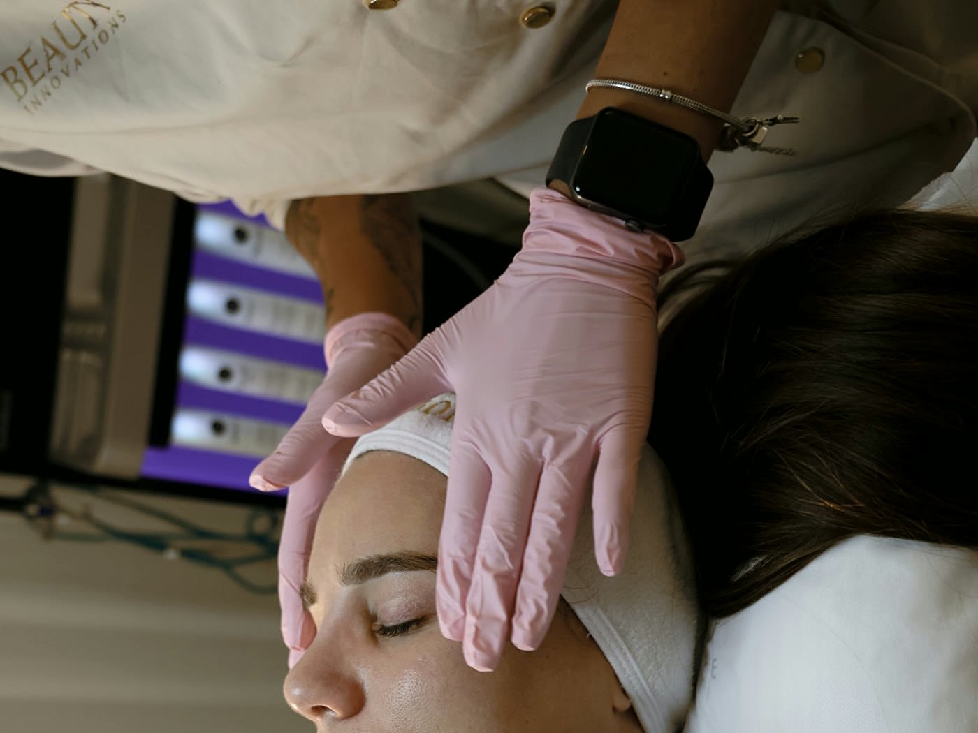 Modelējošā sejas masāža 60 MIN + muguras masāža 30 MIN